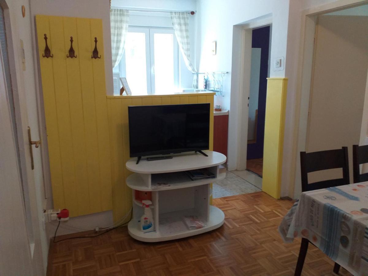 Levak Apartments - Apt. 2 ペシュチャーナ・ウヴァラ エクステリア 写真